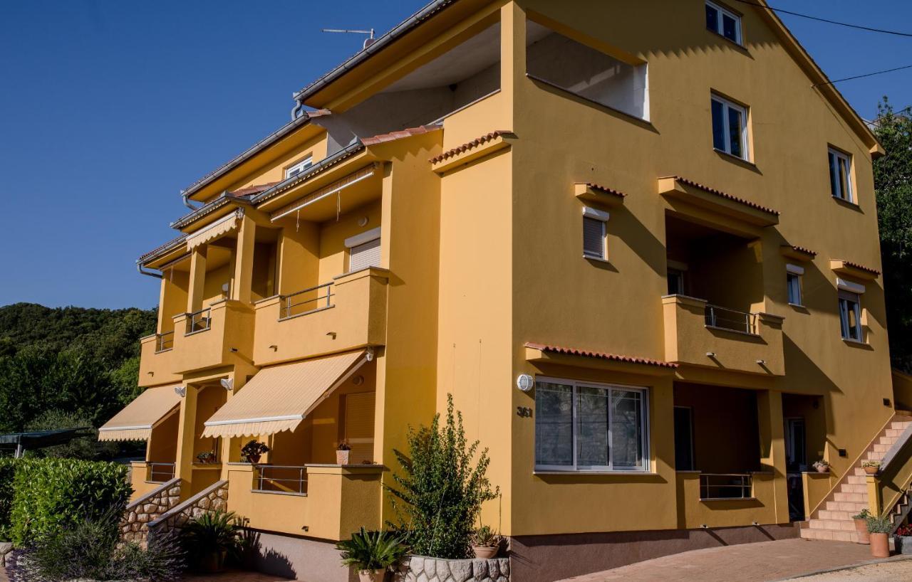 Apartments Silvana In Kampor Bagian luar foto